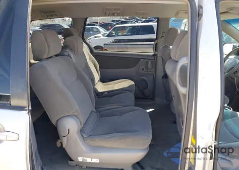 2004 Toyota Sienna Le из США, поврежденный, VIN 5TDZA23C84S199940